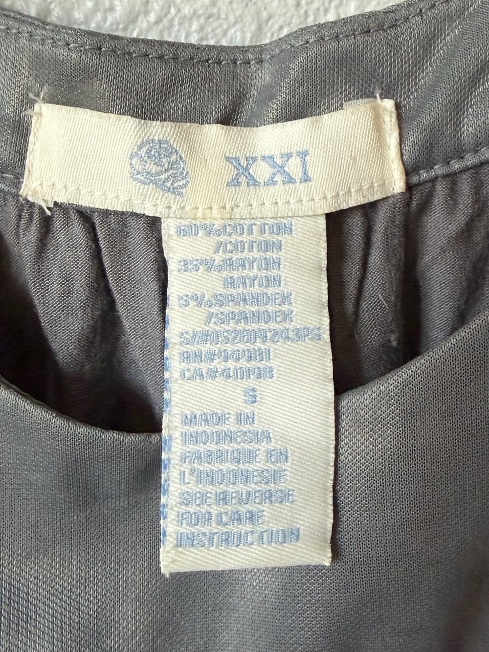 Forever 21 Vintage Scoop Neck Tank with Satin Accent, EUC. Size Small. Y2K - Picture 8 of 10